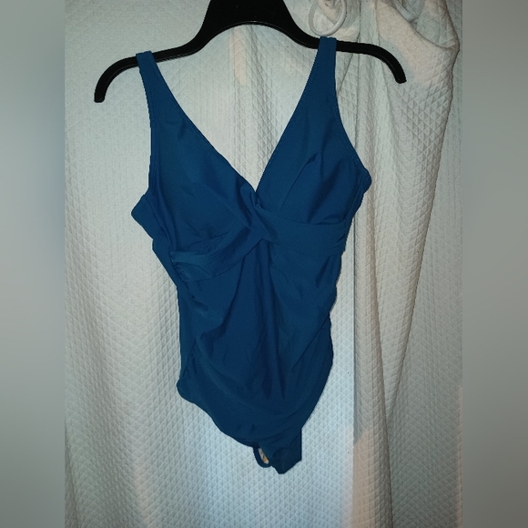 One Piece Swimsuits Tummy Control Ruched Push Up Bathing Suit Tie Back - Picture 2 of 10